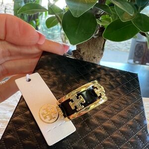 Tory Burch Raised Logo Enamel Ring Size 8